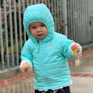 THE NORTH FACE Mossbud Swirl Reversible Water Repellent Heatseeker Jacket 6-12m